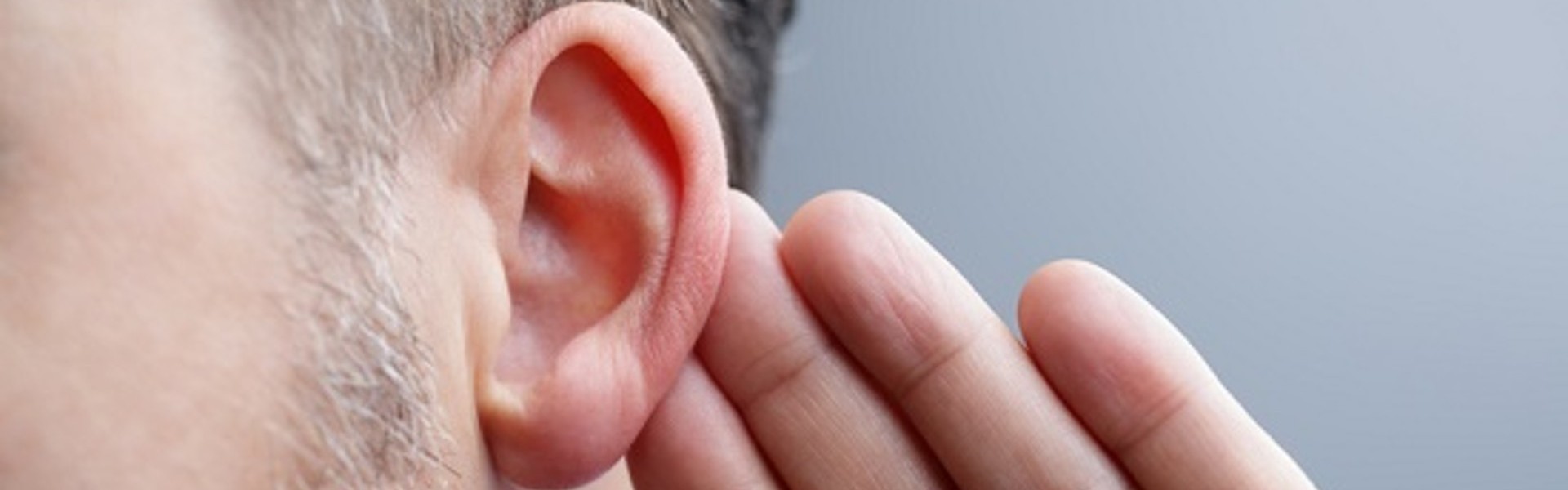 How to tell a family member that they need a hearing test 