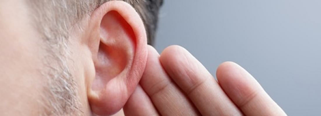 How to tell a family member that they need a hearing test 