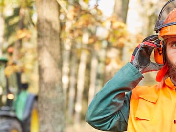 Hearing Loss among Farmers and Agricultural Workers