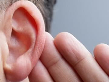 How to tell a family member that they need a hearing test 